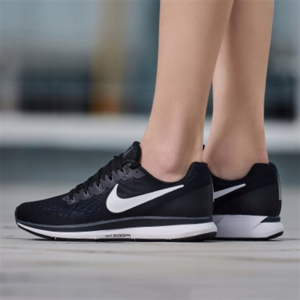 Alternative view of Giày Nike Air Zoom Pegasus 34 'Black White' 880560-001