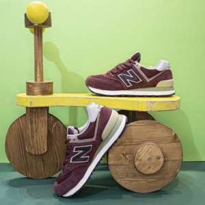 Alternative view of Giày New Balance 574 'Wine Red' ML574VB