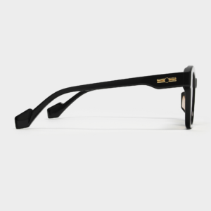 Kinh Gentle Monster Dory 01 P