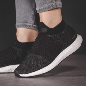 Giay Adidas Ultra Boost Laceless Core Black BB6311