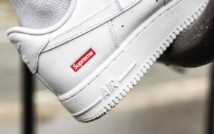 Giày Nike Air Force 1 Low Supreme 