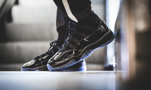 Giày Nike Air Jordan 11 Retro 'Cap and Gown' 378037-005 - Hình ảnh 2