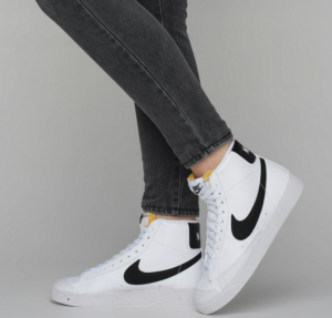 Giay Nike Blazer Mid '77 Next Nature 'White Black' DO1344-101