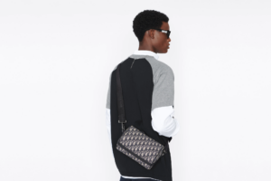 Tui Dior Lingot 22 Bag 'Beige Black Dior' 1ADPO249YKY-H27E