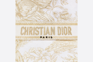 Mu Dior D-Bobby Small Brim Bucket Hat 'White Gold' 31JAR923X133-CO90