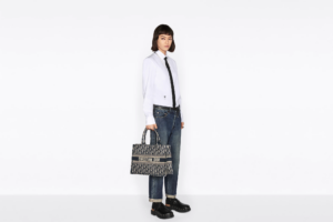Tui Dior Book Tote Medium 'White Black' M1296ZMGA-M879
