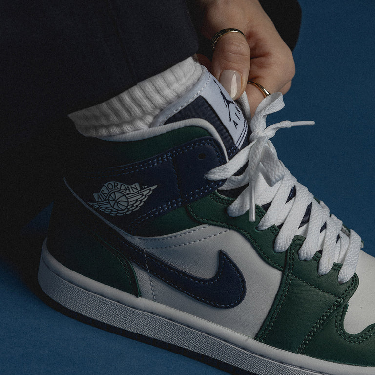 Air Jordan 1 Mid Seahawks DZ5326-300