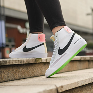 Giay Nike Wmns Blazer Mid '77 'Have A Good Game' DO2331-101