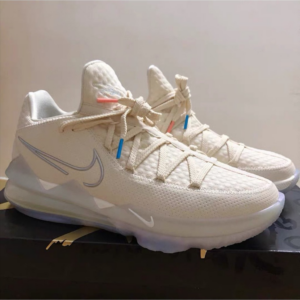 Alternative view of Giày Nike LeBron 17 Low 'Easter' CD5007-200
