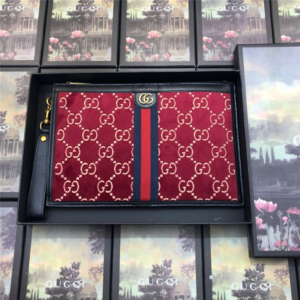 Alternative view of Túi Gucci Clutch GG Velvet Red 575371 9JTST 6489