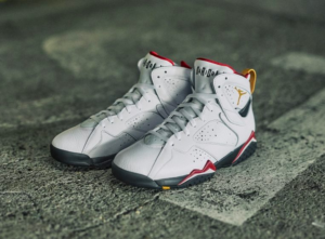 Giay Nike Air Jordan 7 Retro 2022 'Cardinal' CU9307-106