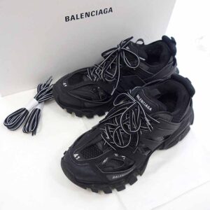 Alternative view of Giày Balenciaga Track Sneaker Triple Black 542023-W1GB1-1000
