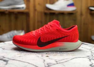 Alternative view of Giày Nike Zoom Pegasus Turbo 2 'Bright Crimson' AT2863-600