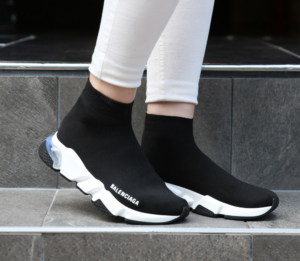 Alternative view of Giày Balenciaga Wmns Speed Trainer 'Clearsole Black Clear' 607543-W05GG-1010