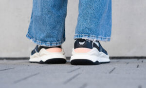 Alternative view of Giày New Balance Wmns 574 'Navy' W5740LB