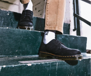 Alternative view of Giày Dr Martens 1461 Nubuck Leather 'Black' 26652001