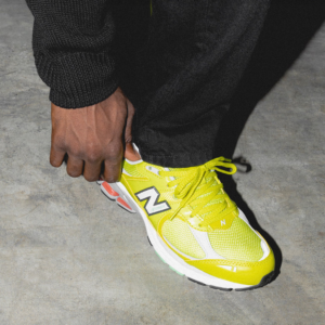 Alternative view of Giày New Balance 2002R 'Sulpher Yellow' M2002RLC