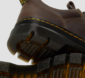 Giay Dr.Martens Reeder Crazy Horse Leather 'Brown' 27103207