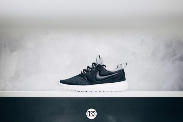Giày Nike Wmns Roshe Two SE 881188-001 - Hình ảnh 7