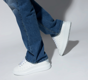 Alternative view of Giày Alexander McQueen Blue Oversized 'White Ice Berg' 553680-WHGP7-9428