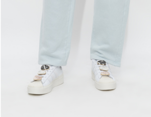 Alternative view of Giày Adidas Superstar Bonega 'Gold Metallic' GY1485