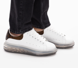 Alternative view of Giày Alexander McQueen White Leather Trainers 645872-WHZ4P-9574