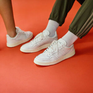 Alternative view of Giày Adidas SuperCourt Vintage 'Triple White' EE6325
