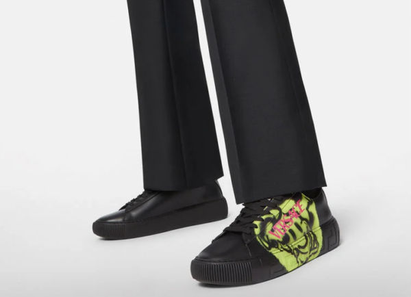 Giày Versace Greca Medusa Tag Sneakers Black Print DSU8404-1A01998-2B670 - Hình ảnh 3