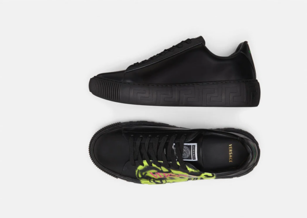 Giày Versace Greca Medusa Tag Sneakers Black Print DSU8404-1A01998-2B670 - Hình ảnh 4