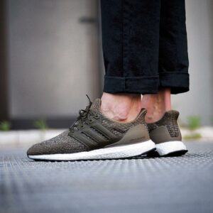 Alternative view of Giày Adidas Ultraboost 3.0 'Trace Olive' S82018