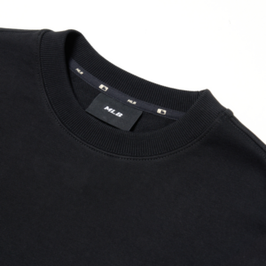 Alternative view of Áo MLB Monogram Bag Big Logo Overfit Sweatshirt NY 3AMTM0114-50BKS