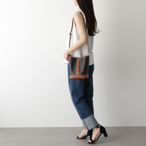 Alternative view of Túi Celine Small Bucket In Triomphe Canvas And Calfskin 191442CAS-04LU