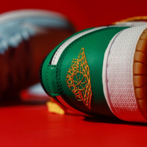 Giay Nike Air Jordan 1 Low SE GS 'Christmas' DQ8421-300