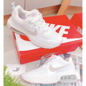 Alternative view of Giày Nike Wmns Air Max Verona 'Summit White Fossil' CZ3960-100