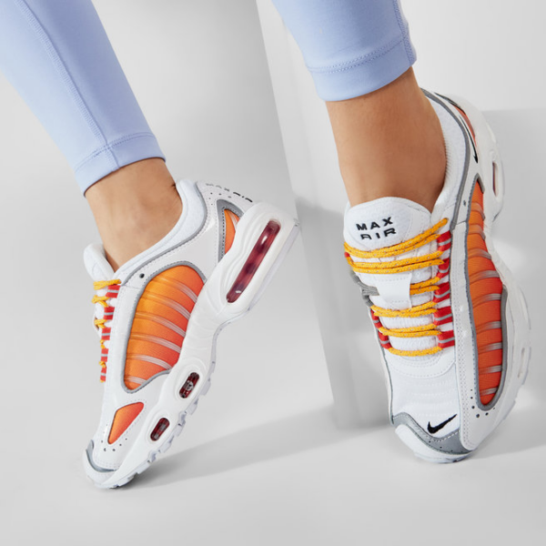 Giày Nike Wmns Air Max Tailwind 4 NRG 'White University Gold' CK4122-100 - Ảnh 3