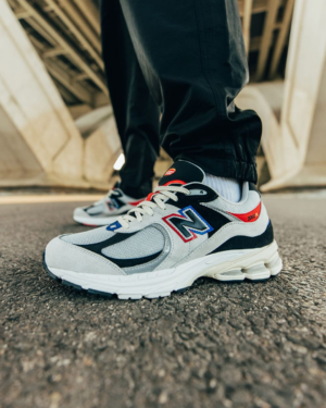 Giay New Balance 2002R 'Lovers Only' M2002RDV