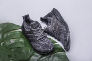 Alternative view of Giày Adidas UltraBoost 3.0 'Black Grey' BA8923