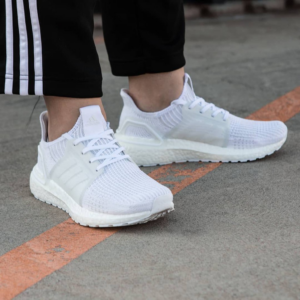 Alternative view of Giày Adidas UltraBoost 19 'Triple White' G54008