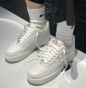 Giay Nike Air Force 1 '07 'Join Forces White' DQ7664-100