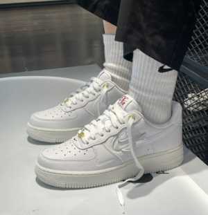 Giay Nike Air Force 1 '07 'Join Forces White' DQ7664-100