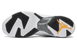 Giay Nike Jordan 37 'Oreo' DD6958-108