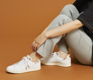 Giay Adidas Wmns Stan Smith 'Blossoms Floral' FY8734