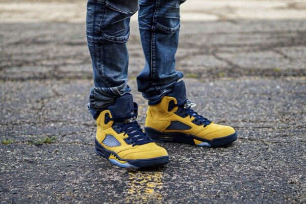 Giày Nike Air Jordan 5 Retro SP 'Michigan' CQ9541-704 - Hình ảnh 5