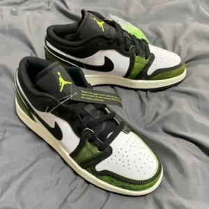 Giay Air Jordan 1 Low 'White Black Green' DO8244-003