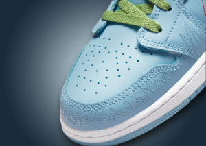 Giay Nike Air Jordan 1 Low SE GS 'Blue Stitch' DO8227-400