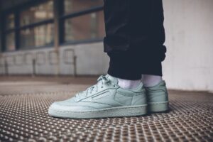 Alternative view of Giày Reebok Club C 85 Elm 'Trainers In Green' BS7803