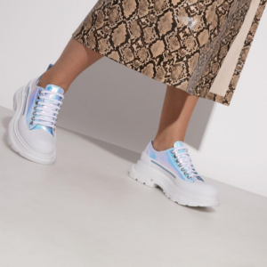 Alternative view of Giày Alexander McQueen Wmns Tread Slick Lace Up 'Iridescent' 650780-W4PC1-9583