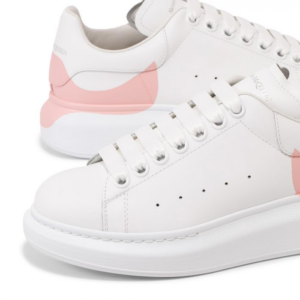 Alternative view of Giày Alexander McQueen Oversized Sneaker 'White Rose'