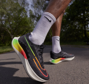 Giay Nike Zoom Fly 4 'Black Green Orange' DQ4993-010