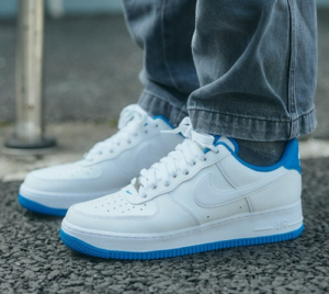 Giay Nike Air Force 1 Low 'White University Blue' DR9867-101